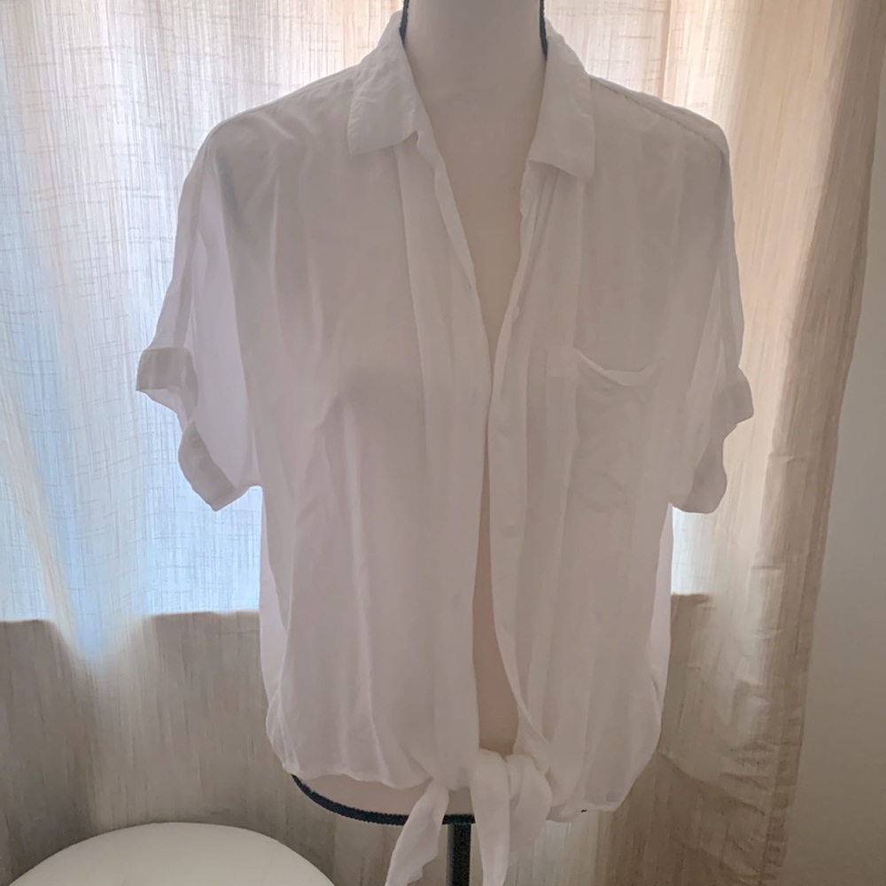 beachlunchlounge White Button Down Shirt